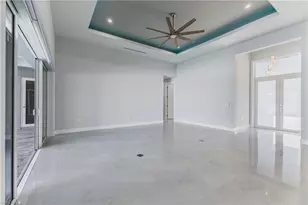 1123 NE 10th St, Cape Coral, FL 33909 - Photo 5