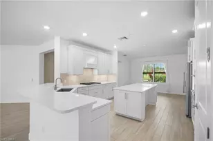 19001 Aqua Shore Dr, Fort Myers, FL 33913 - Photo 9