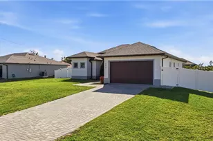 1442 NE 33rd Ln, Cape Coral, FL 33909 - Photo 3