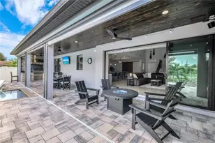 1909 SE 14th St, Cape Coral, FL 33990 - Photo 35