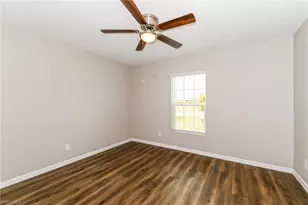 509 SW 7th Pl, Cape Coral, FL 33991 - Photo 13