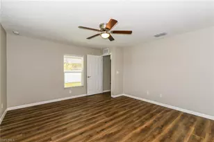 509 SW 7th Pl, Cape Coral, FL 33991 - Photo 9