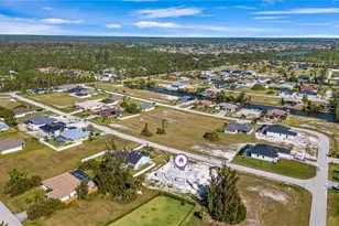 2310 NW 35th Pl, Cape Coral, FL 33993 - Photo 7