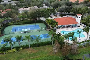 29080 Alessandria Cir, Bonita Springs, FL 34135 - Photo 27