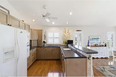 16368 Estuary Ct, Bokeelia, FL 33922 - Photo 27