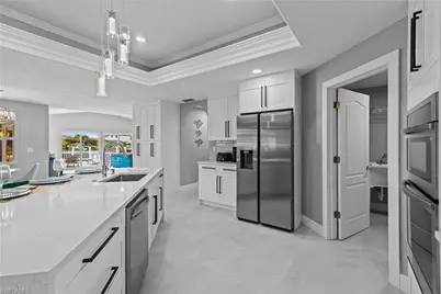 2106 SW 47th Ter, Cape Coral, FL 33914 - Photo 11