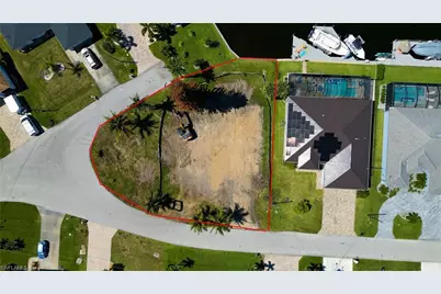 4964 Seville Ct, Cape Coral, FL 33904 - Photo 3