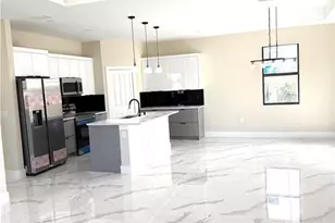 810 Magnolia Ave, Lehigh Acres, FL 33972 - Photo 5