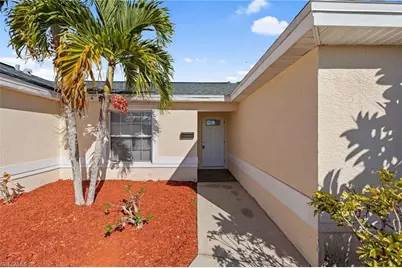 1729 SW 32nd St, Cape Coral, FL 33914 - Photo 5