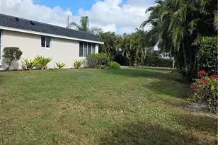 280 Lanchester Ct, Naples, FL 34112 - Photo 5