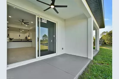 918 Eisenhower Blvd, Lehigh Acres, FL 33974 - Photo 27