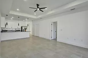 918 Eisenhower Blvd, Lehigh Acres, FL 33974 - Photo 35