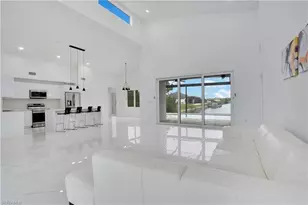 4009 Jacaranda Pkwy W, Cape Coral, FL 33993 - Photo 9