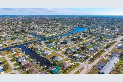 111 SE 37th Ter, Cape Coral, FL 33904 - Photo 13