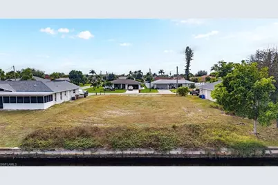 1215 SE 16th St, Cape Coral, FL 33990 - Photo 7