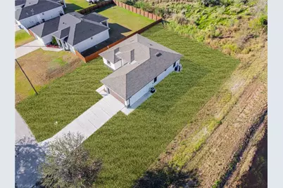 4700 Dora Ave S, Lehigh Acres, FL 33974 - Photo 5