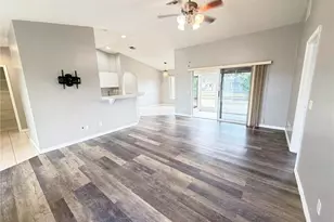 933 SW 7th Ave, Cape Coral, FL 33991 - Photo 9