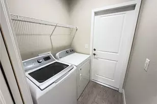 916 SW 7th Ave, Cape Coral, FL 33991 - Photo 19