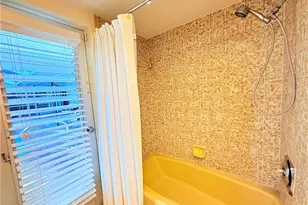 4047 Country Club Blvd, Cape Coral, FL 33904 - Photo 43