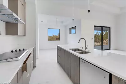 1907 NE 34th Ter, Cape Coral, FL 33909 - Photo 5