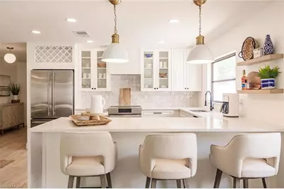 842 99th Ave N, Naples, FL 34108 - Photo 3