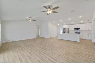 634 NW 15th Ter, Cape Coral, FL 33993 - Photo 9