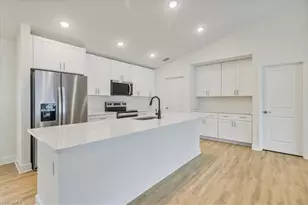 634 NW 15th Terrace, Cape Coral, FL 33993 - Photo 5