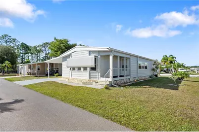 9814 Creekwood Ln, Fort Myers, FL 33905 - Photo 3