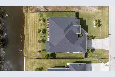 1620 NE 10th Ln, Cape Coral, FL 33909 - Photo 39