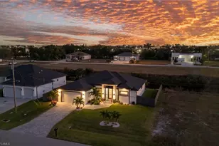 1620 NE 10th Ln, Cape Coral, FL 33909 - Photo 47