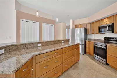 12721 Dresden Ct, Fort Myers, FL 33912 - Photo 13