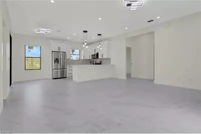 2504 62nd St W, Lehigh Acres, FL 33971 - Photo 7