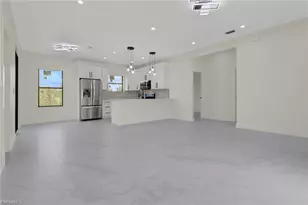 2504 62nd St W, Lehigh Acres, FL 33971 - Photo 7