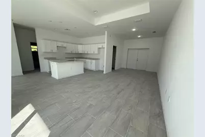 1014 Lakeside Dr, Lehigh Acres, FL 33974 - Photo 5