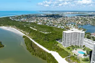 440 Seaview Ct, Marco Island, FL 34145 - Photo 31