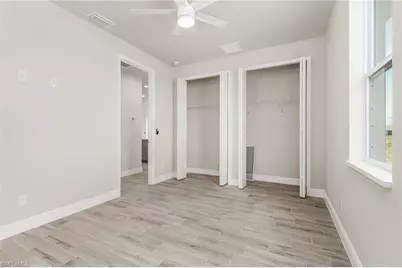 910 Emerald St, Labelle, FL 33935 - Photo 13