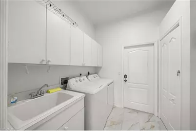 2549 SW 38th St, Cape Coral, FL 33914 - Photo 23