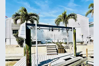 3064 Sloop Ln, Saint James City, FL 33956 - Photo 5