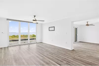 200 Periwinkle Way #124, Sanibel, FL 33957 - Photo 17