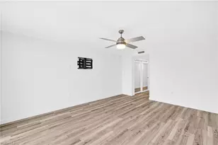 200 Periwinkle Way, Sanibel, FL 33957 - Photo 23