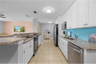 513 Monterey Ave, Cape Coral, FL 33904 - Photo 5