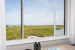 17 Bluebill Ave, Naples, FL 34108 - Photo 13