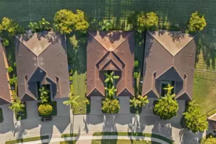 11928 Five Waters Cir, Fort Myers, FL 33913 - Photo 3