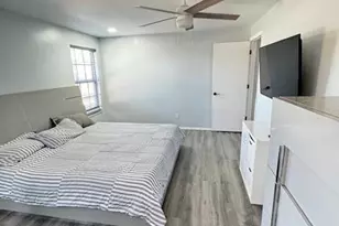 1206 SE 23rd Pl, Cape Coral, FL 33990 - Photo 11