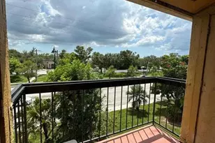 2929 Winkler Ave, Fort Myers, FL 33916 - Photo 7