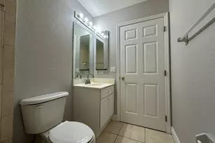 3600 NE 17th Pl, Cape Coral, FL 33909 - Photo 27