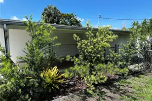 4360 Deleon St, Fort Myers, FL 33901 - Photo 19