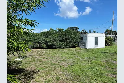 4360 Deleon St, Fort Myers, FL 33901 - Photo 17
