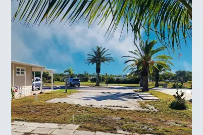 141 Barbados Way, Fort Myers Beach, FL 33931 - Photo 5