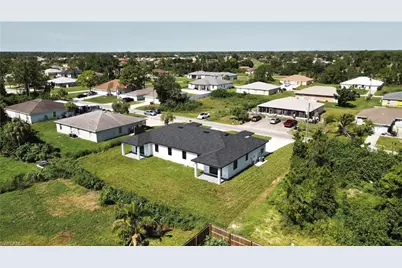 123 Ichabod Ave, Lehigh Acres, FL 33973 - Photo 9